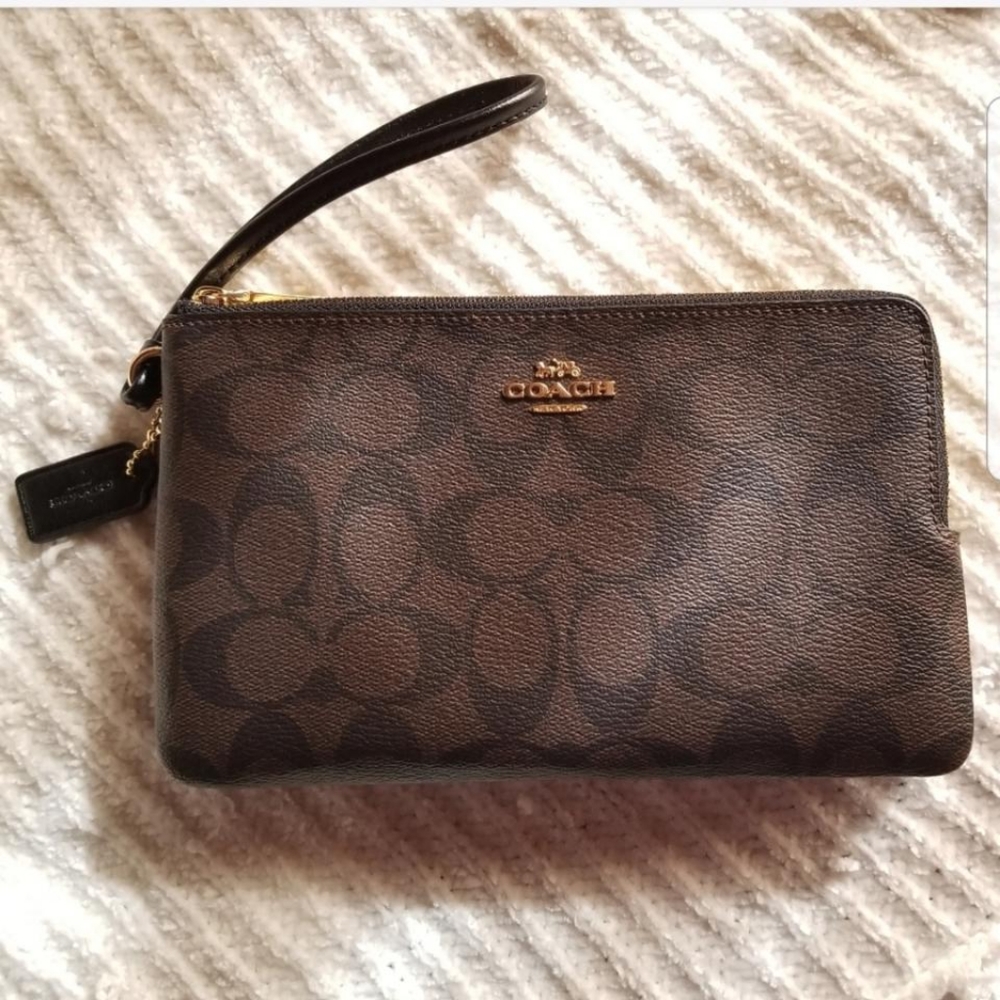 Double zip wristlet wallet